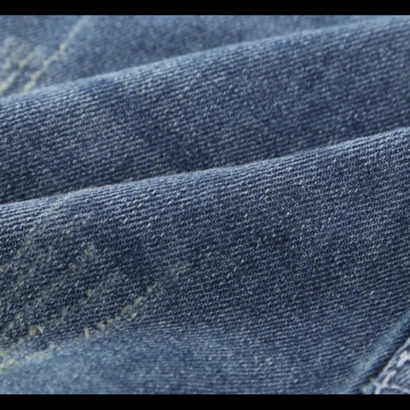 DONATED 🎉HP🎉 NEW Distressed Ripped Blue 5-pocketed Denim Shorts w/rolled-hem - Picture 6 of 11